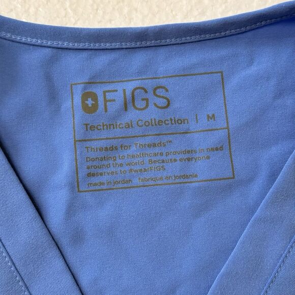 FIGS Technical Collection Catarina One-Pocket Ceil Blue MEDIUM Scrub Top Flaws - Picture 5 of 10